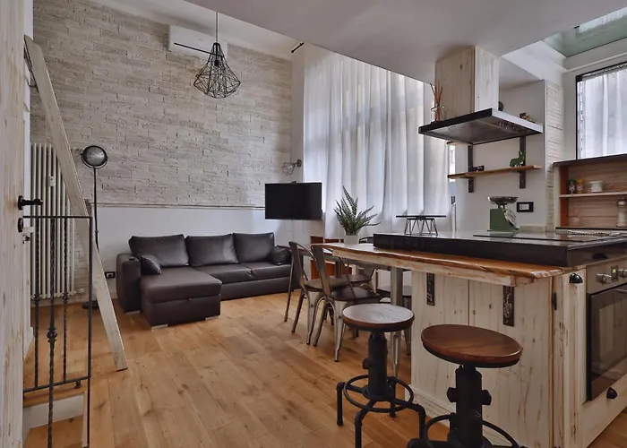 Quiet House In Navigli Sleeps